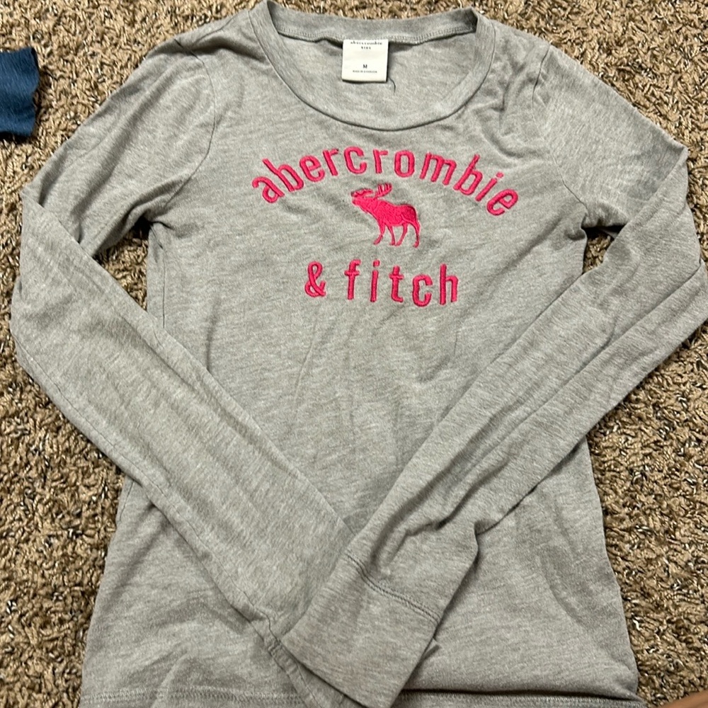 Abercrombie kids long sleeve t